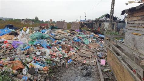 inhumane metal shacks for housing|Roma Community in Romania Still Treated like Waste Six Years On.